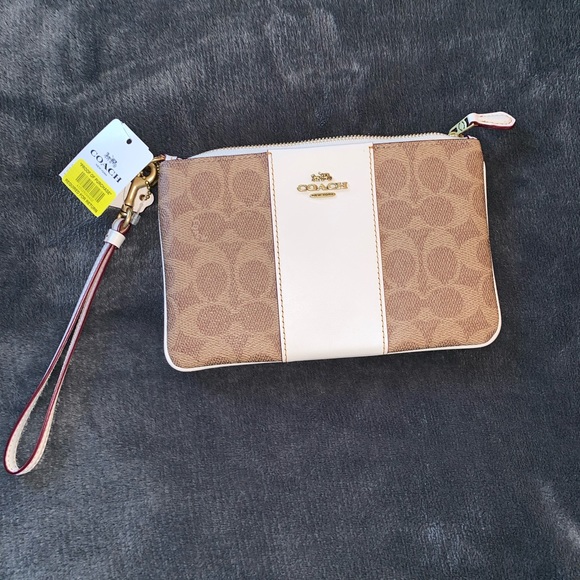 COPY - Small Coach Wristlet Wallet - Picture 1 of 5